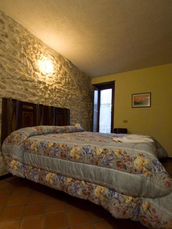 La Casa Su Le Dimore Del Borgo Santo Stefano Di Sessanio Exterior photo